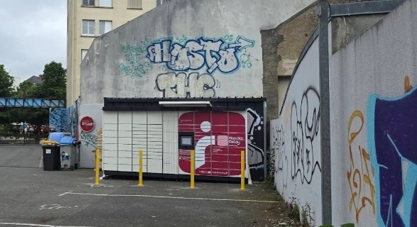 Locker 24/7 Carrefour Lou du Breil Nantes, 6 Rue Michel le lou du Breil, 44100 Nantes