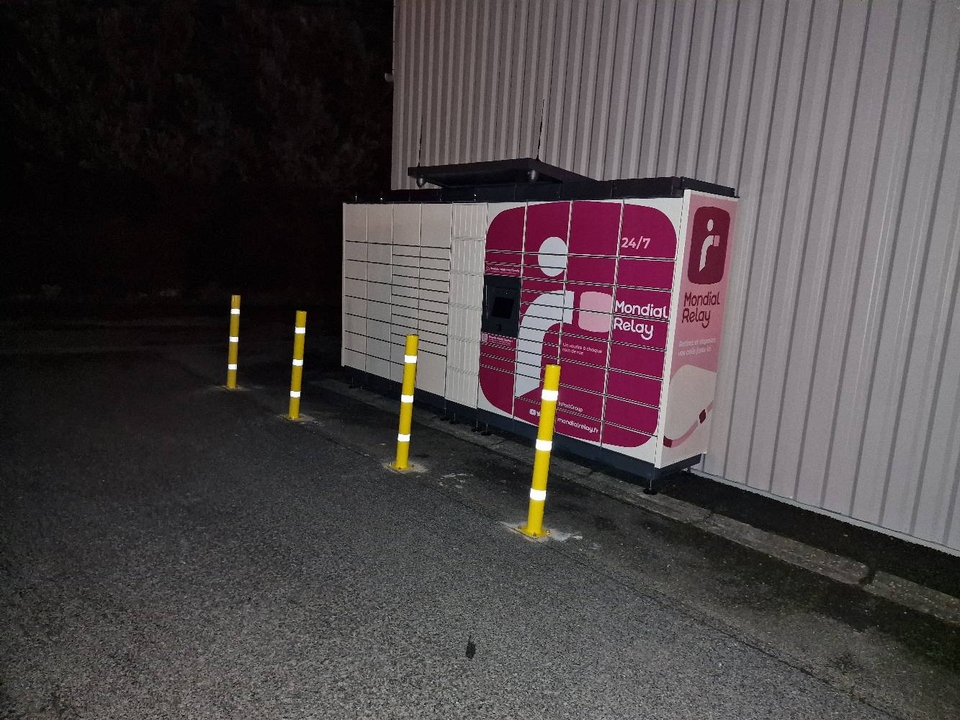 Locker 24/7 Intermarche Chambon sur Voueize, 3 Rue du Stade, 23170 Chambon-sur-Voueize
