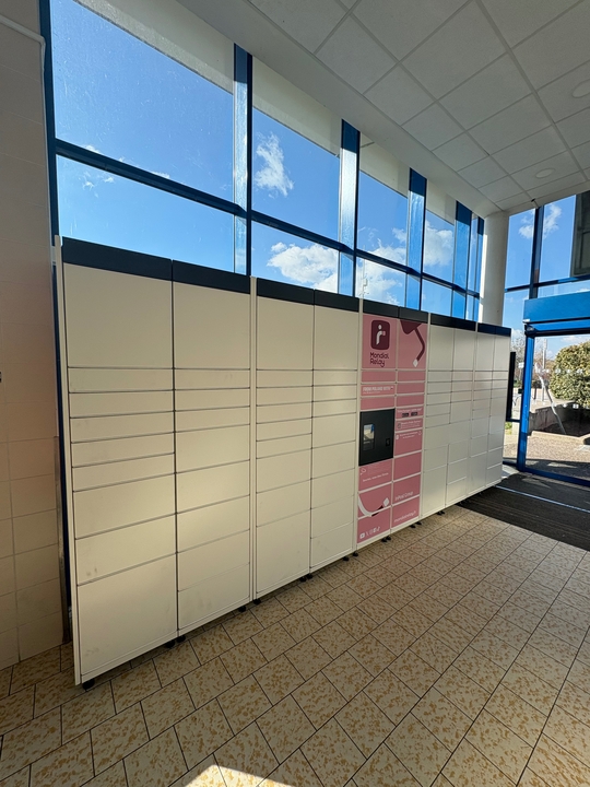 Locker 24/7 Lidl, Boulevard de l'Arbonnas, 38080 L'Isle-d'Abeau