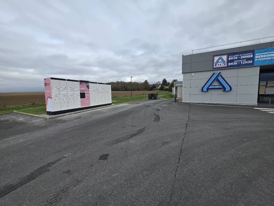 Locker 24/7 Aldi, 21 21C Rue du Mont Saint-Quentin, 80200 Péronne