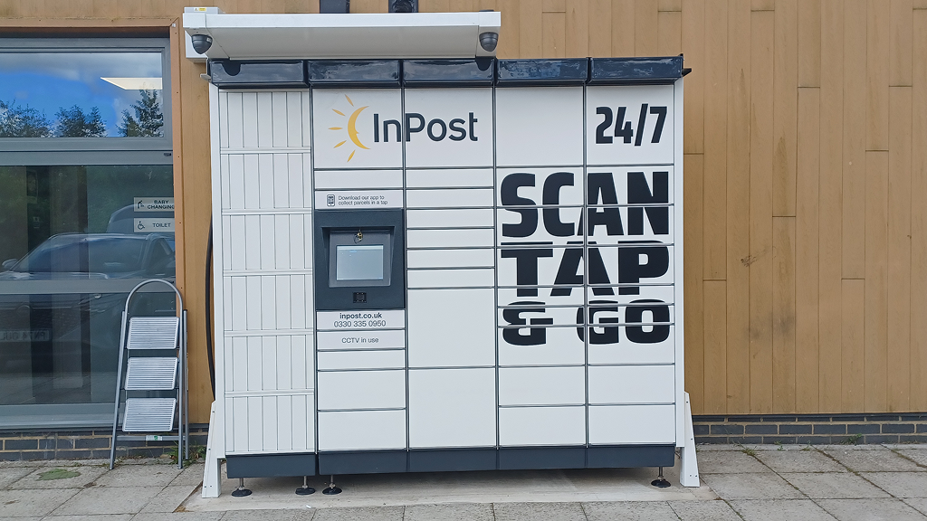 InPost's photo of the locker: InPost UK00388308