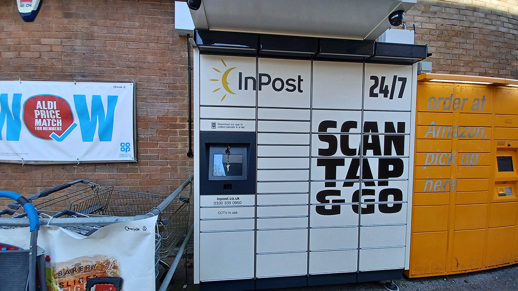 InPost's photo of the locker: InPost UK00102208