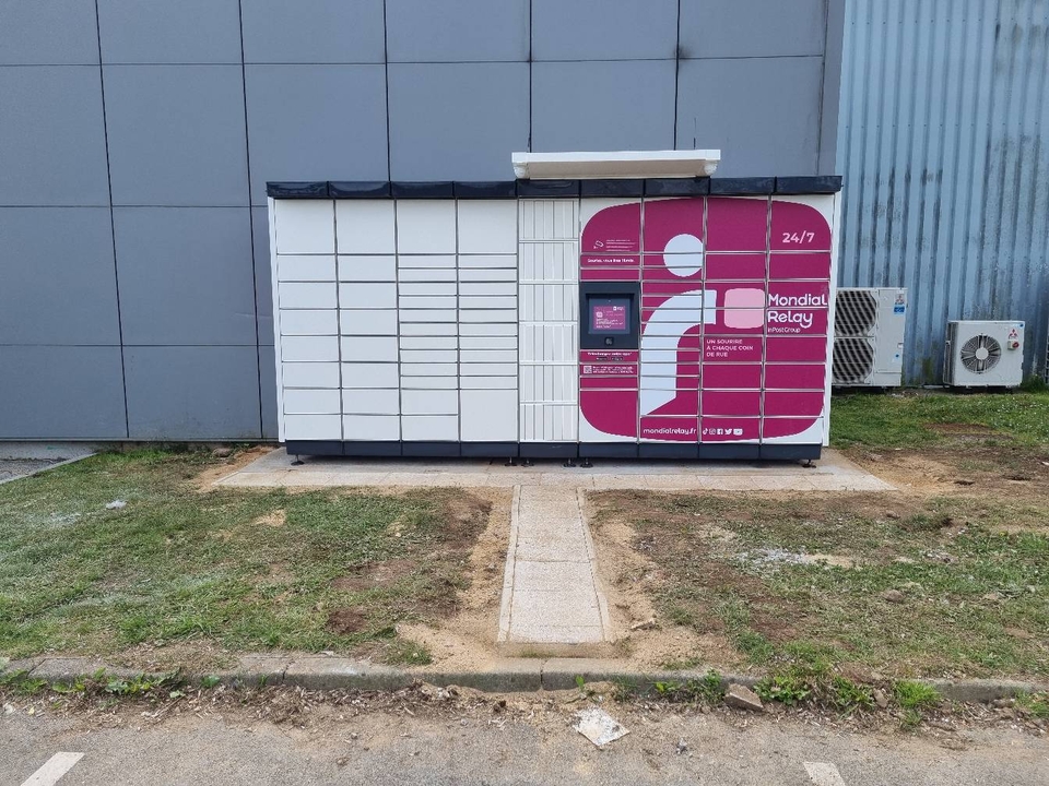 Locker 24/7 Carrefour Market Locmine, Rue Louis Blériot, 56500 Locminé