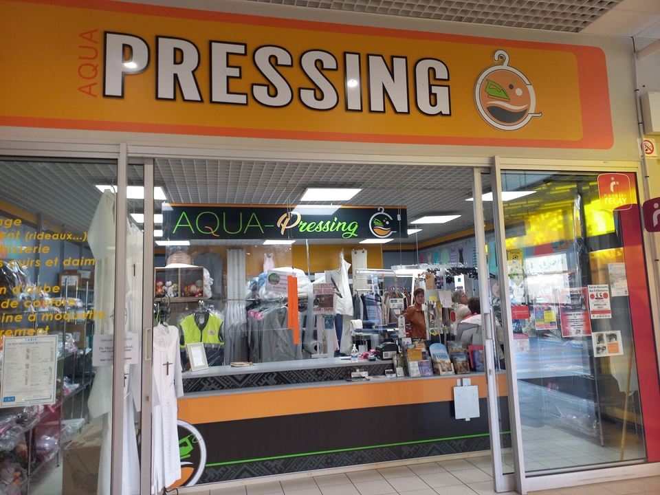 Aqua Pressing-Carrefour Avenue de la Liberation, Le Tremblay, 61100 Saint Georges des Groseillers