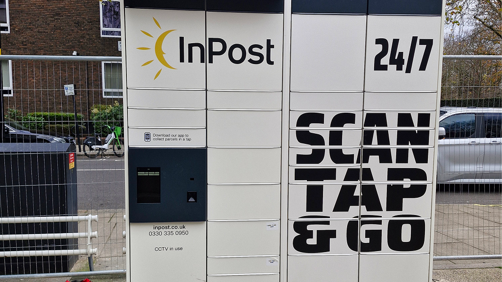 InPost's photo of the locker: InPost UK00104128