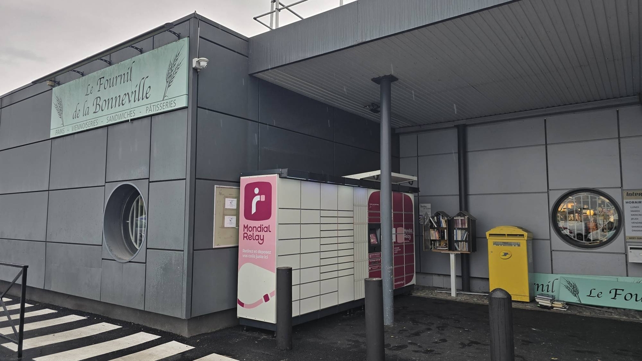 Locker 24/7 Intermarché 95540 Méry-sur-Oise, 2 Rue de Pontoise, 95540 Méry-sur-Oise