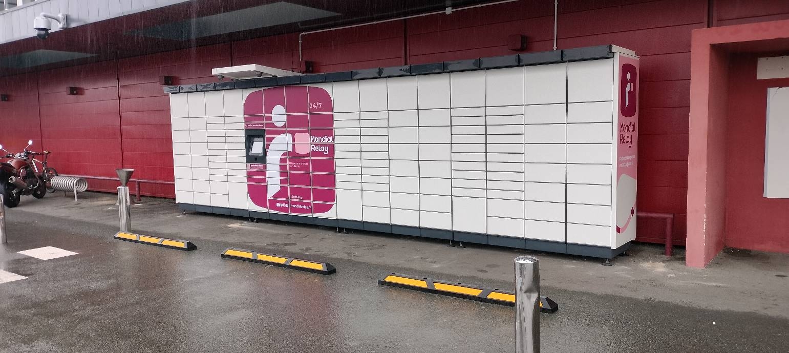 Locker 24/7 Hyper U Fontenay l, 83E Rue Louis Capelle, 85200 Fontenay-le-Comte
