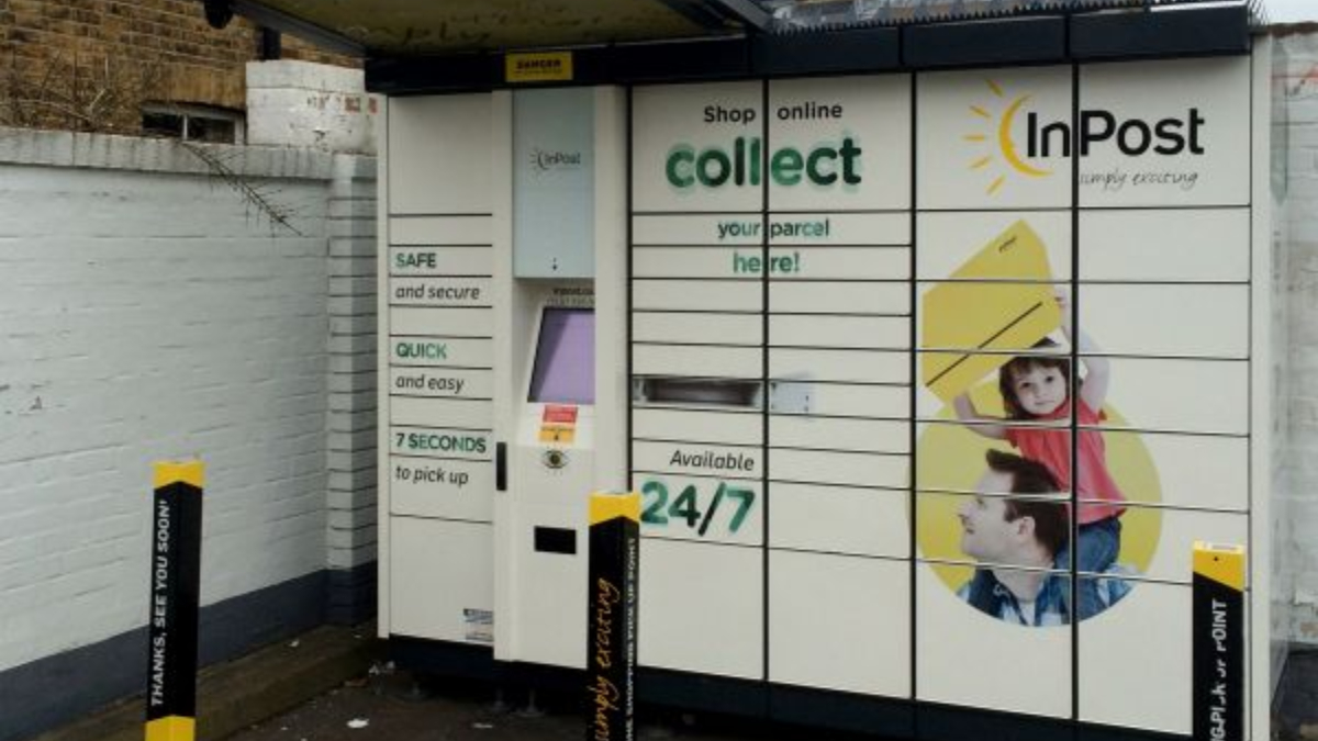 InPost's photo of the locker: InPost UKLON26494
