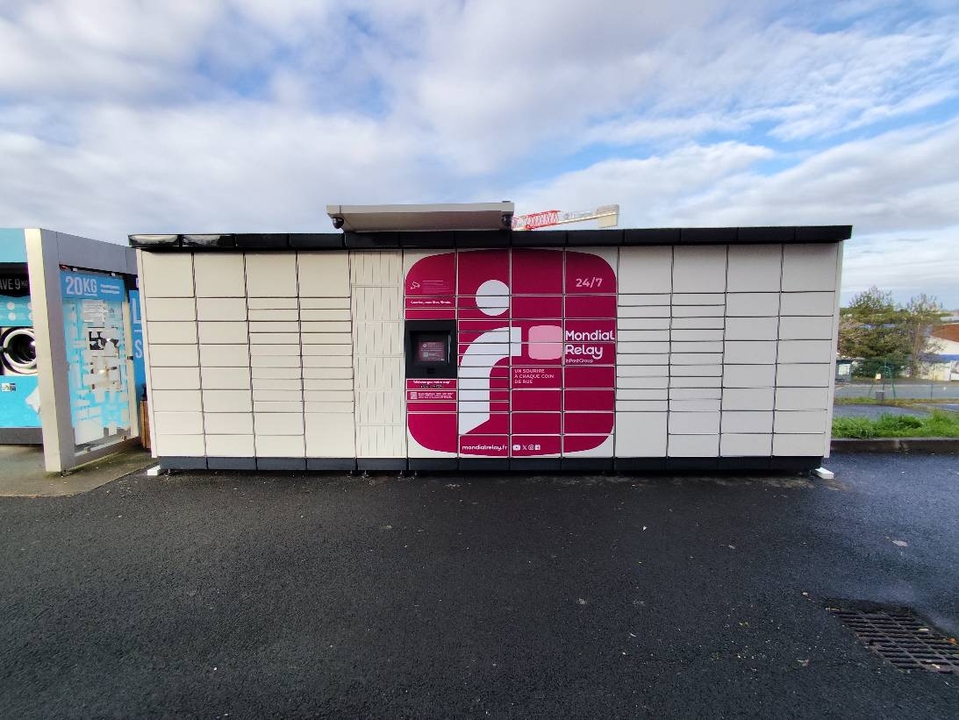 Locker 24/7 Intermarche Berlioz Saintes, 1 Cours Hector Berlioz, 17100 Saintes