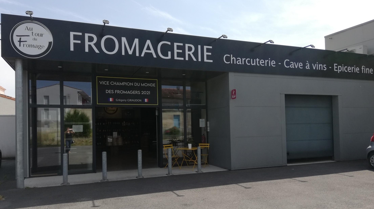 Au Tour du Fromage, 2 Rue des Cerisiers, 17200 Royan