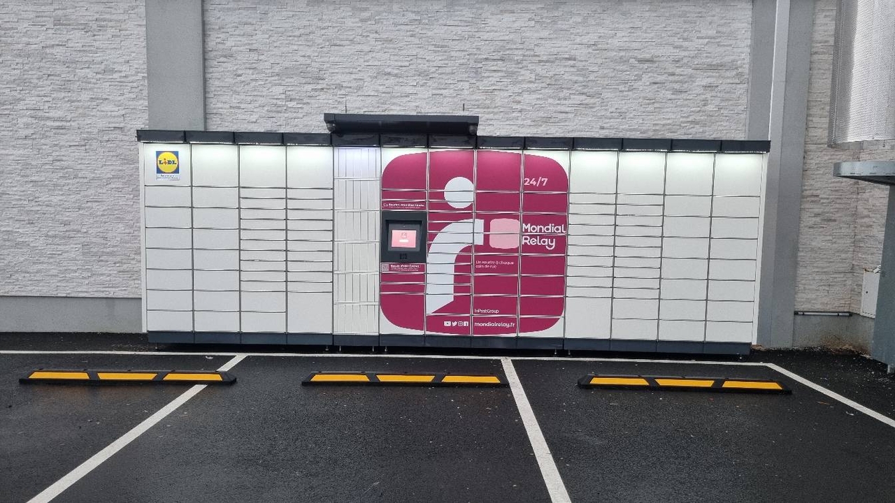 Locker 24/7 Lidl Chatellerault, 5 5 Rue René de la Fouchardière, 86100 Chatellerault