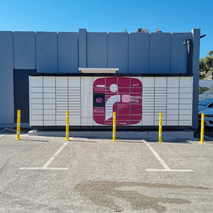 Locker 24/7 Carrefour Contact 34800 Clermont l'Hérault, 9 Avenue de la Piscine, 34800 Clermont-l'Hérault