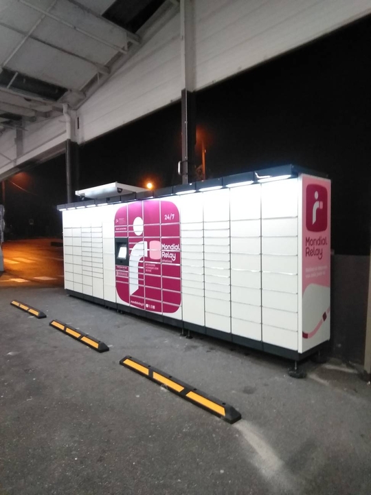 Locker 24/7 Carrefour Market 43220 Dunieres, 2 2 Rue Traversière, 43220 Dunières