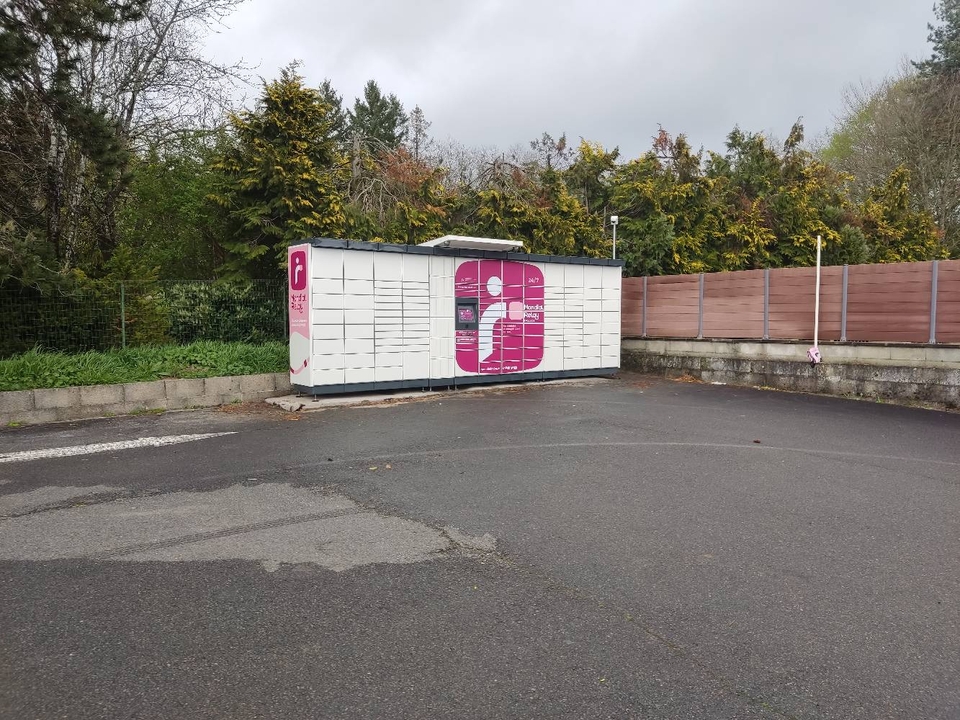 Locker 24/7 Clean Car la Roche, 7 7 Rue des Acacias, 16110 La Rochefoucauld-en-Angoumois