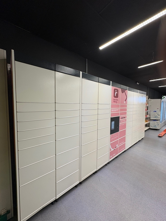 Locker Casino Shop, 14 14 Place Paul Louis Courier, 42100 Saint-Étienne