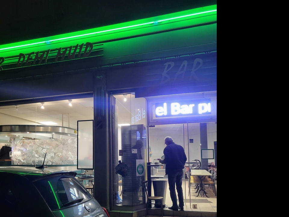 Captain Green Bar, 80 Cours Fauriel, 42100 Saint-Étienne