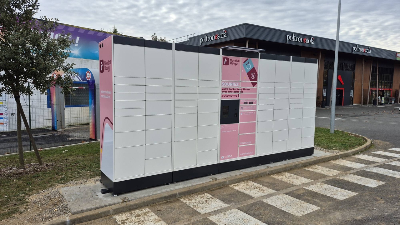 Locker 24/7 Zone Commerciale Eiffel, 1 1 rue Gustave Eiffel, 78120 Rambouillet