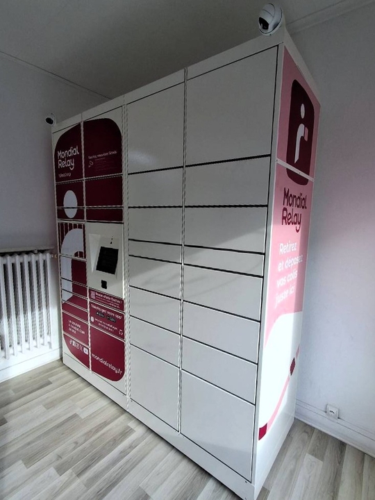 Locker Ibra's Barber, 54 54 Rue du Grand Villiers, 45000 Orléans
