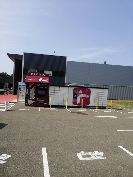 Locker 24/7 Intermarché 53110 Lassay-Les-Châteaux, 1 1 Rue de l'Europe, 53110 Lassay-les-Châteaux