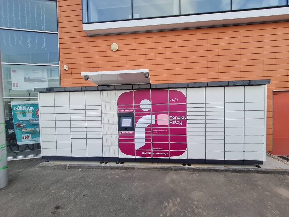 Locker 24/7 Hyper U Ecommoy, Le Petit Soleil, 72220 Écommoy