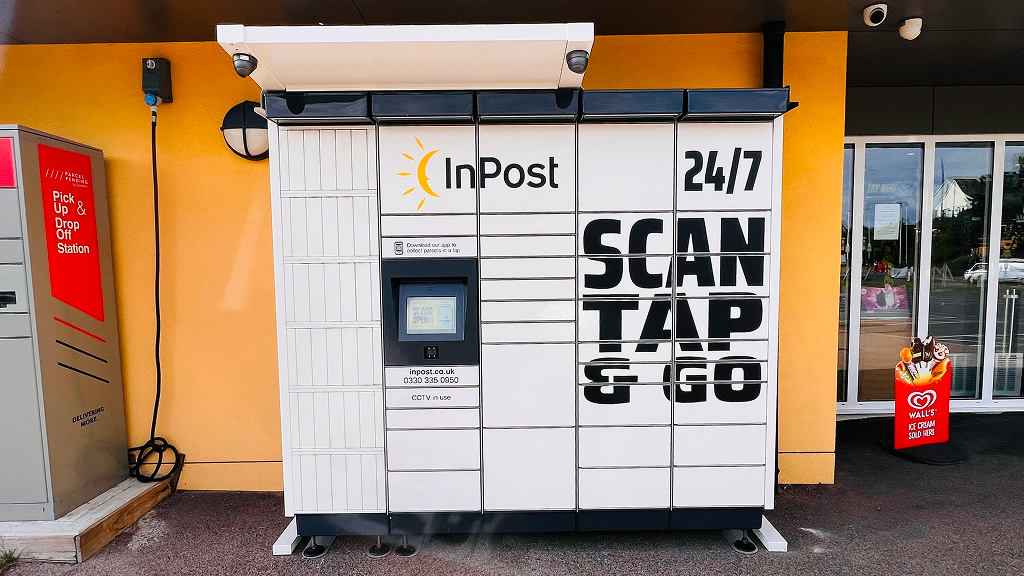 Foto del casillero de InPost: InPost UK00423681