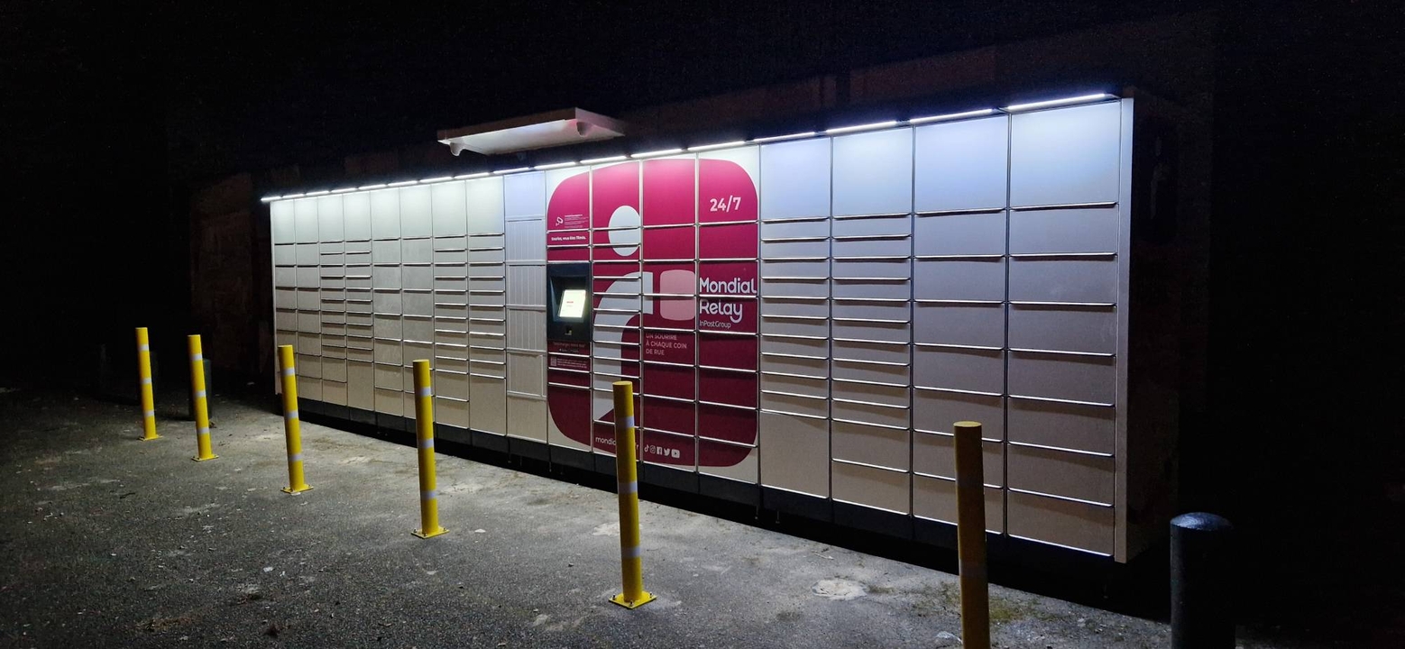 Locker 24/7 La Foir'Fouille 28630 Chartres-Barjouville, 14 14 Rue des Pierres Missigault, 28630 Barjouville