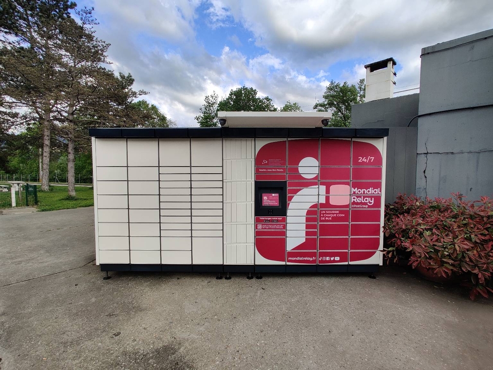 Locker 24/7 Avia 38330 Saint-Nazaire-les-Eymes, Aire de St Nazaire les Eymes, 38330 Saint-Nazaire-les-Eymes