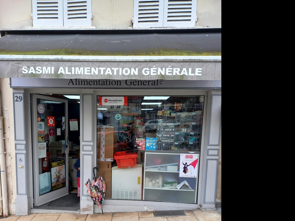 Sasmi, 29 Place du Grand Martroy, 95300 Pontoise