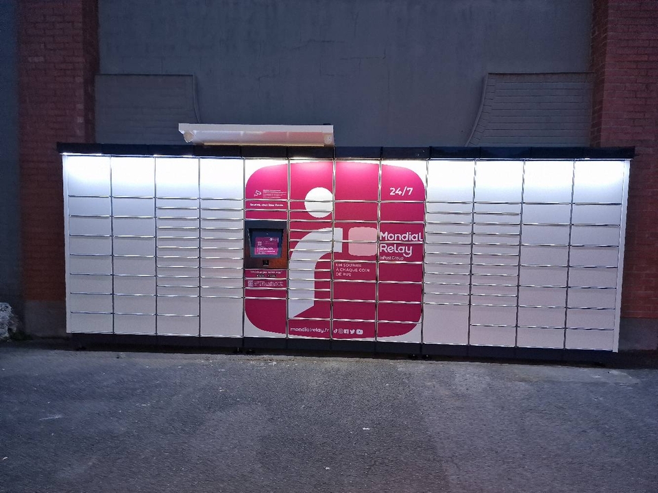 Locker 24/7 Match Cousinerie 59650 Villeneuve d'Ascq, 123 123 Rue du 8 Mai 1945, 59650 Villeneuve-d'Ascq