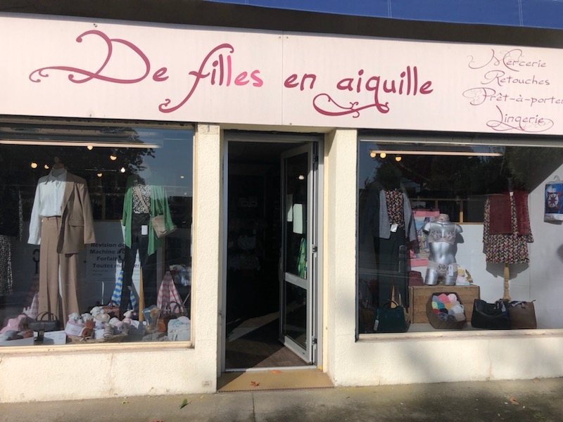 De Filles en Aiguille, 1 Rue du General de Gaulle, 33290 Parempuyre