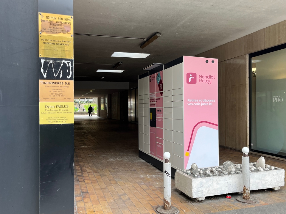 Locker 24/7 SDC 4/24 Place Carnot, 4 8 Place Carnot, 93110 Rosny-sous-Bois