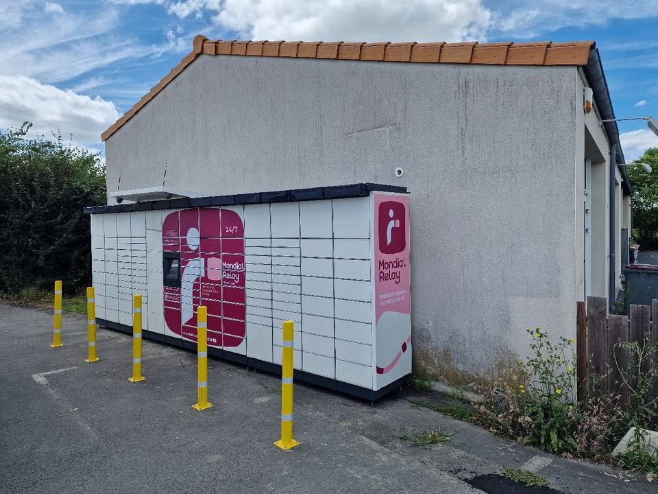 Locker 24/7 Parking Tabac Petit Fief Aiffres, 1015 1029 Rue du Petit Fief, 79230 Aiffres