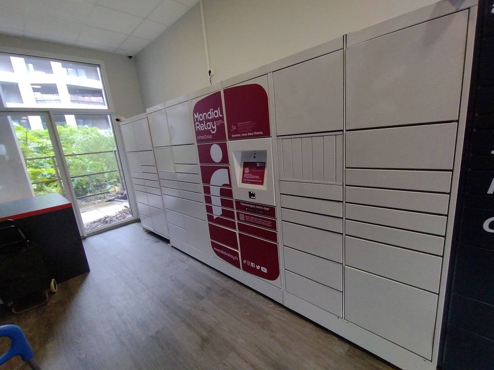 Locker Laverie Speed Queen Prairie au Duc Nantes, 44 46 Boulevard de la Prairie au Duc, 44200 Nantes