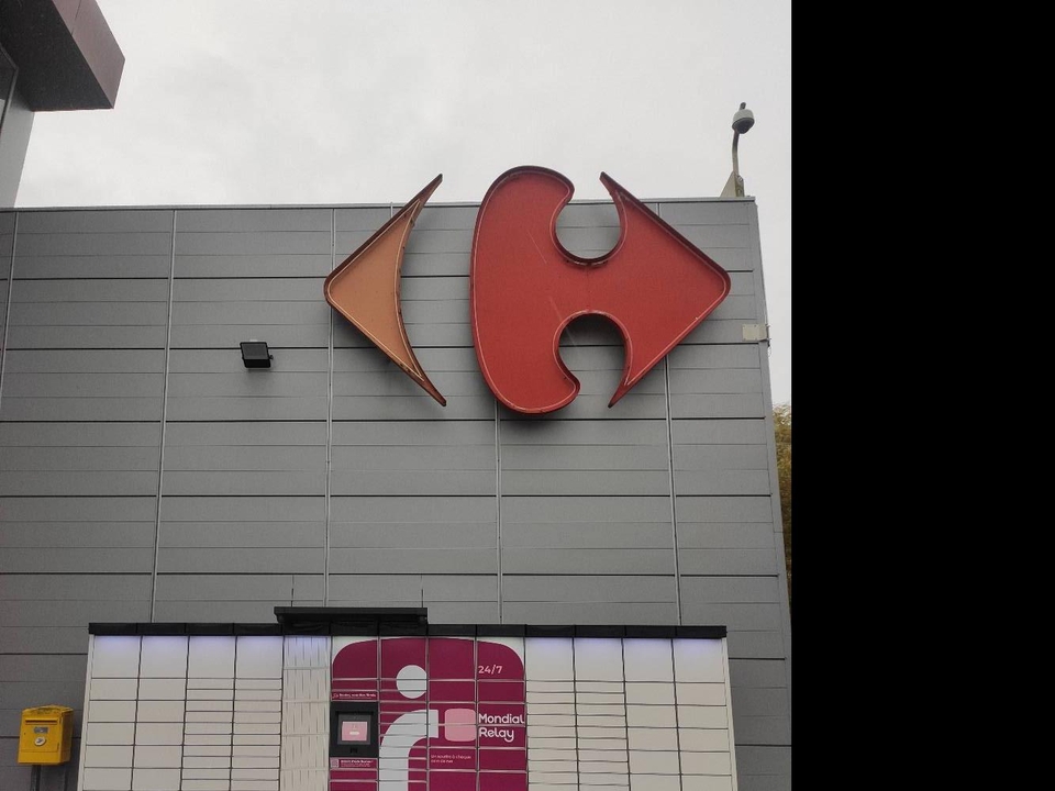 Locker 24/7 Carrefour Market Cabourg, D 400, 14390 Cabourg
