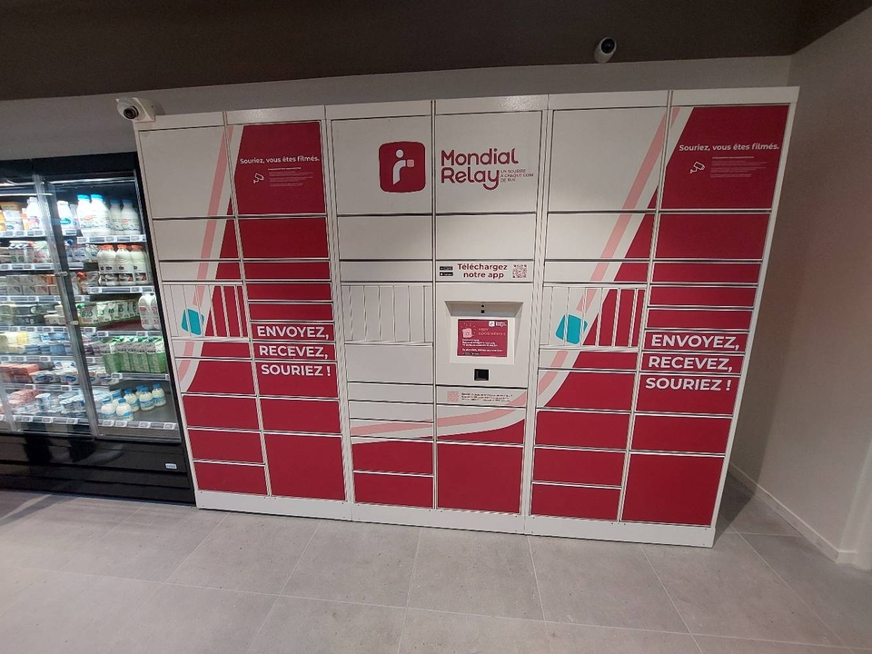 Locker Monop' Juin 14000 Caen, 22 22 Avenue du Six Juin, 14000 Caen