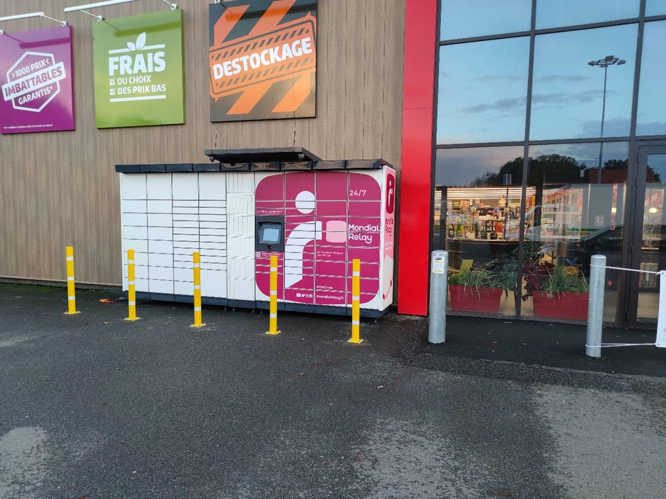 Locker 24/7 Netto 37700 Saint-, 223 223 Rue Marcel Cachin, 37700 Saint-Pierre-des-Corps