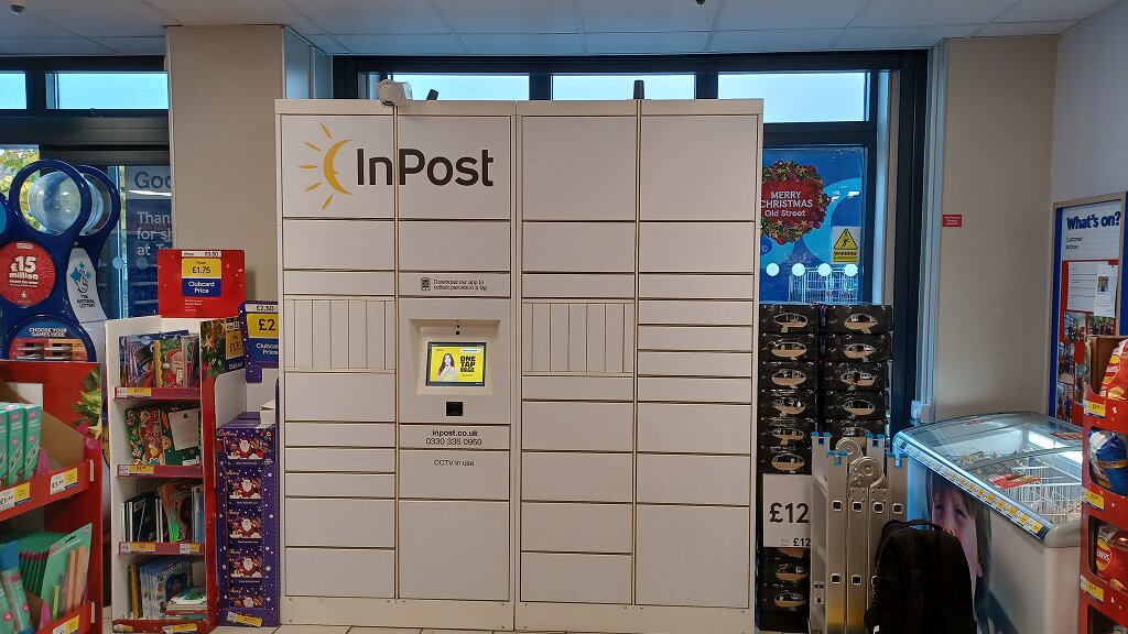 Foto del casillero de InPost: InPost UK00193561