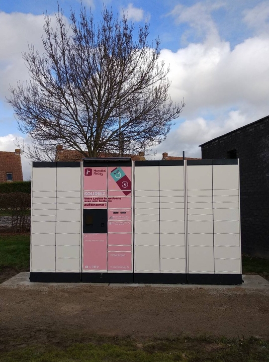 Locker 24/7 Intermarché, 65 65 Rue du Vieux Château, 62220 Carvin