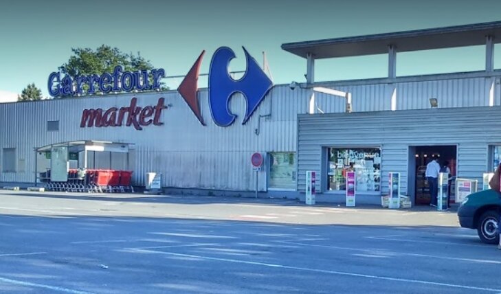 Carrefour Market, Rue de l'Armistice, 02260 La Capelle