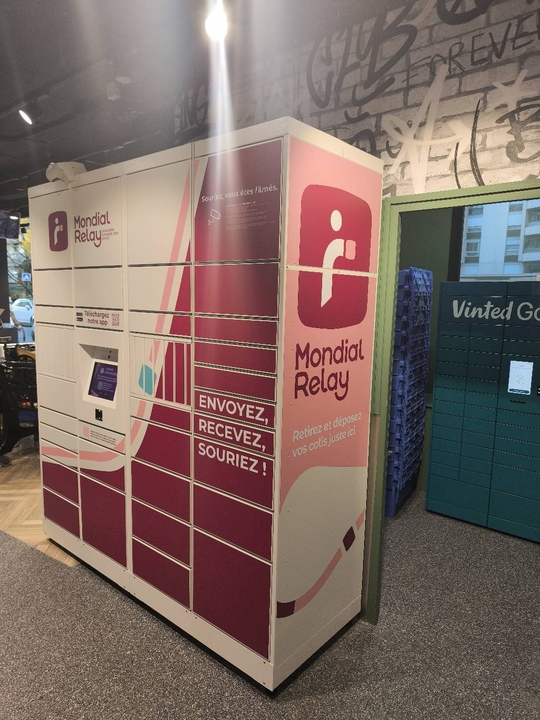 Locker G20 Supermarché Hudri 92400 Courbevoie, 40 40 Rue Hudri, 92400 Courbevoie