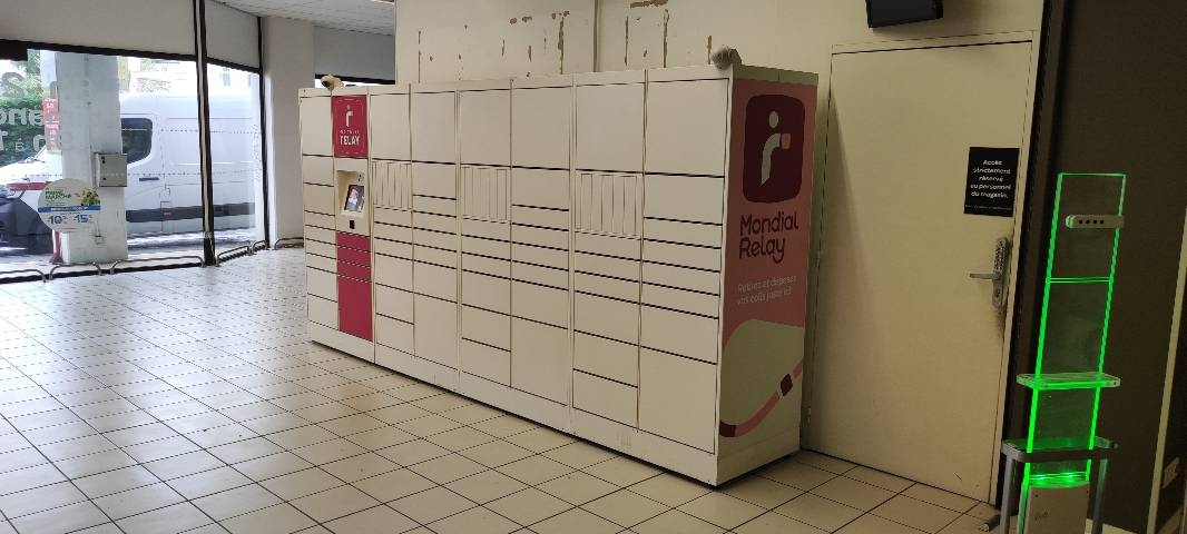 Locker Carrefour Biarritz, 7 7 Rue Guy Petit, 64200 Biarritz