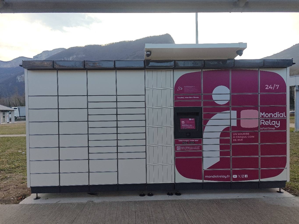 Locker 24/7 Eni l'Ile Rose 38340 Voreppe, E711, 38340 Voreppe