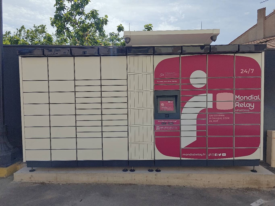 Locker 24/7 Str’eat Burger 34500 Béziers, 44 47 Avenue Colonel d'Ornano, 34500 Béziers