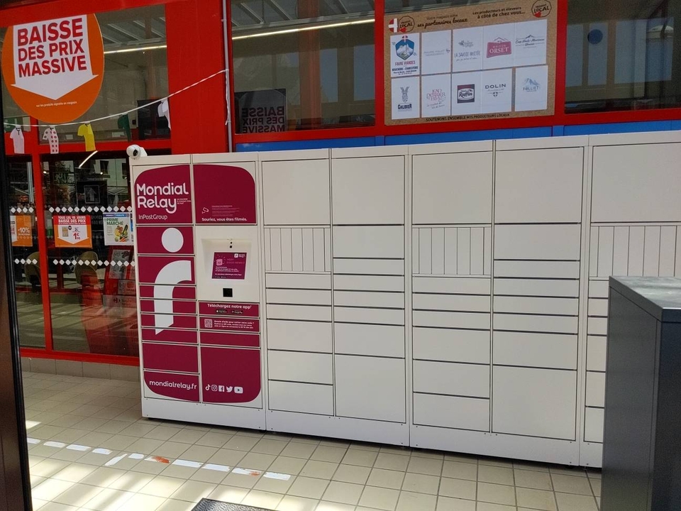 Locker Carrefour Market Saint-Michel-de-Maurienne, 4 27 Avenue de la République, 73140 Saint-Michel-de-Maurienne