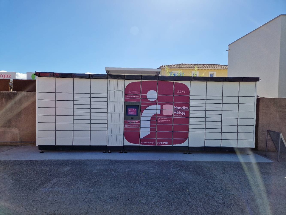 Locker 24/7 Carrefour Contact Caromb, 169 route de Carpentras, 84330 Caromb