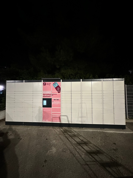 LOCKER 24/7 Lidl, 6 6 Avenue de la Libération, 13200 Arles