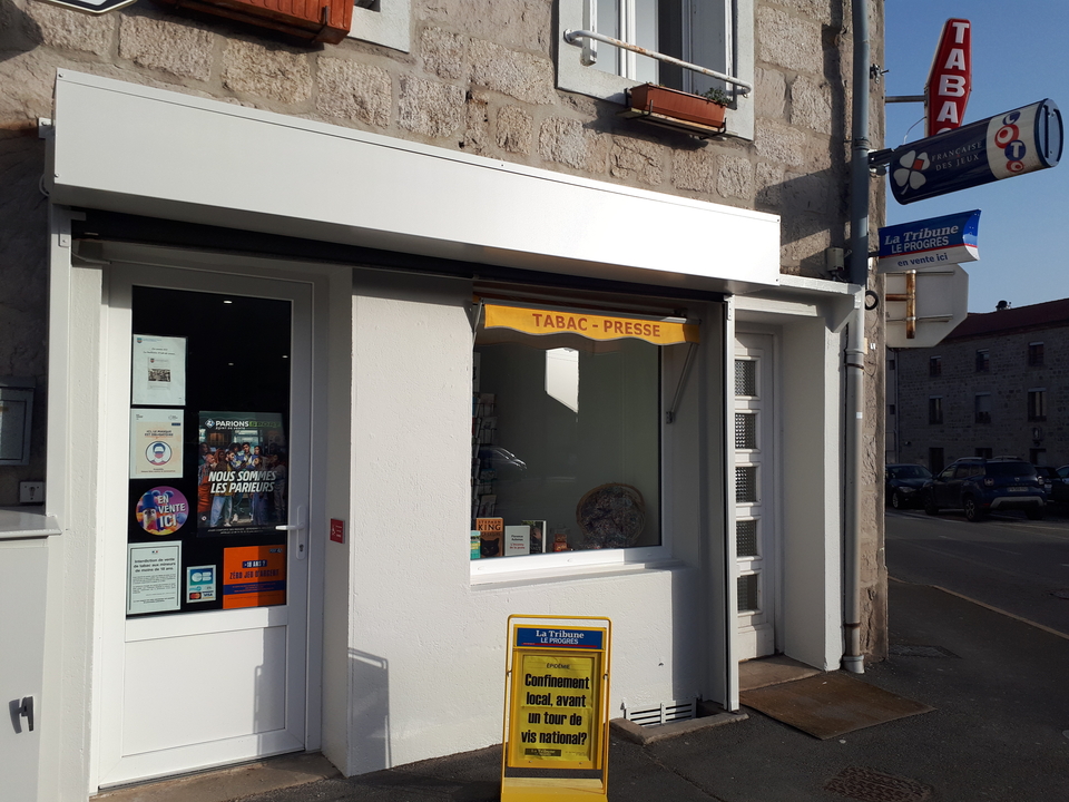 Le Chanceux Tabac, 9 Place de l'Église, 42660 Jonzieux