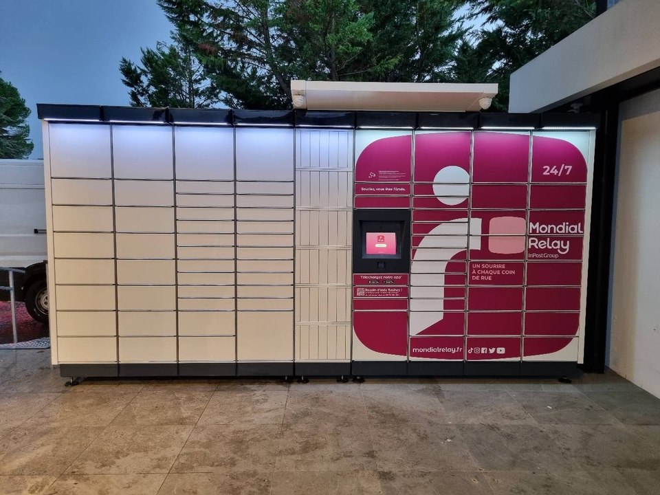Locker 24/7 E.leclerc Arveyres, 56 56 Route de Bordeaux, 33500 Arveyres
