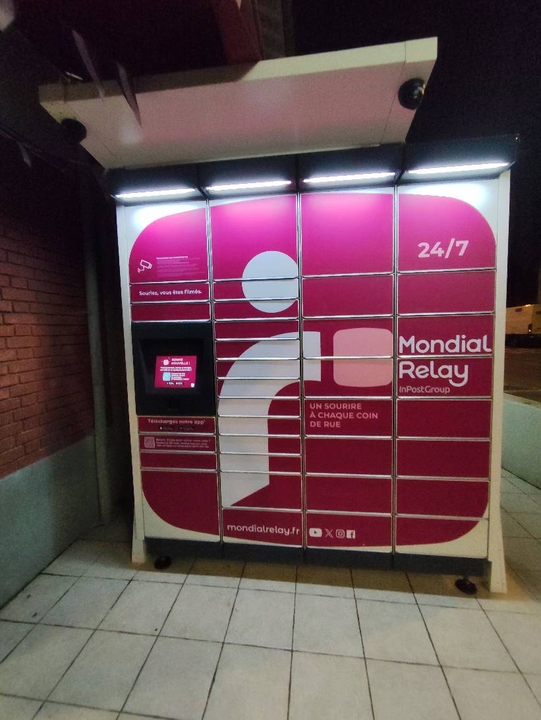 Locker 24/7 Kantin Do Sol 77000 Melun, 29 29 Avenue de Corbeil, 77000 Melun