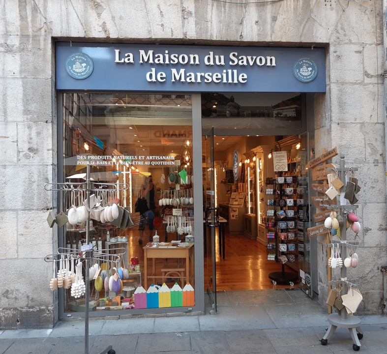 D'Un Sud à l'Autre, 30 Rue Port Neuf, 64100 Bayonne
